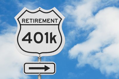 traffic sign with 401k retirement